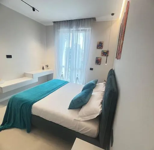 Urbansuite Il Nido 피아첸차